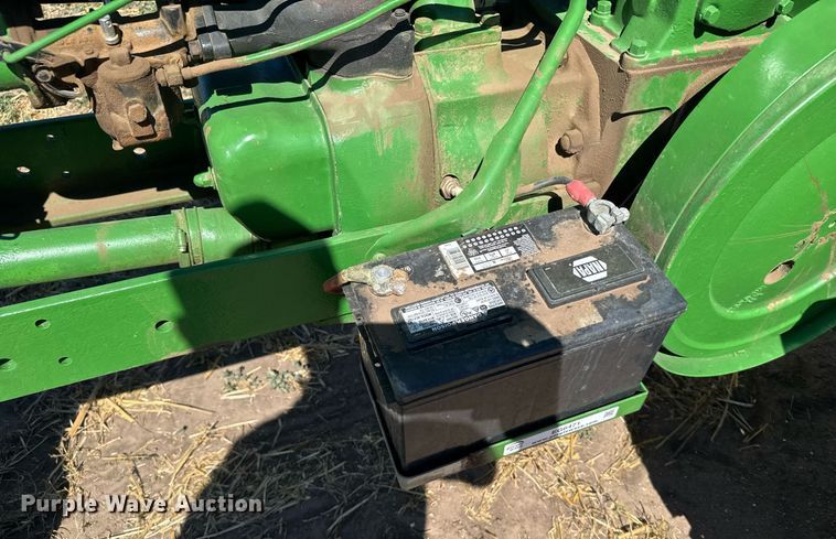 image for item EG6471 1941 John Deere B tractor