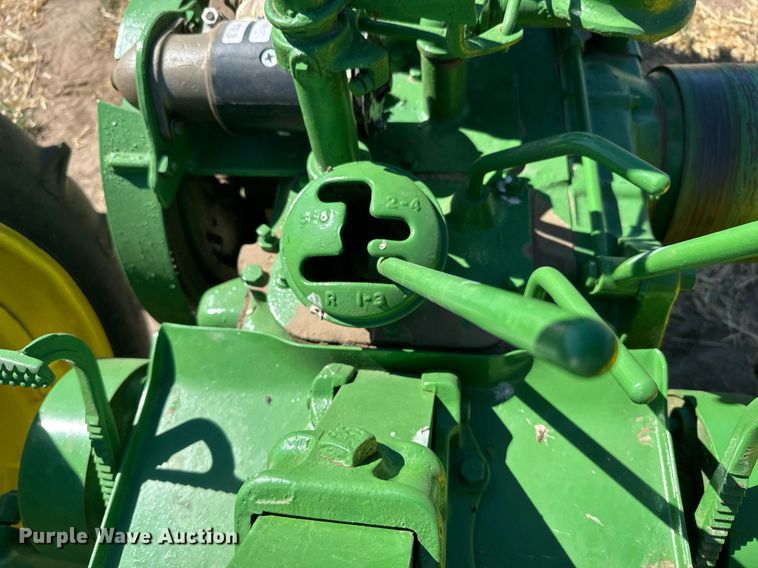 image for item EG6471 1941 John Deere B tractor