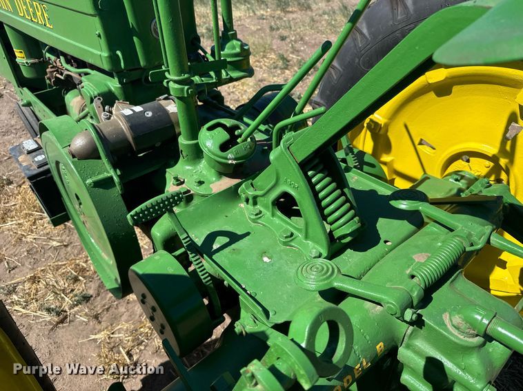 image for item EG6471 1941 John Deere B tractor