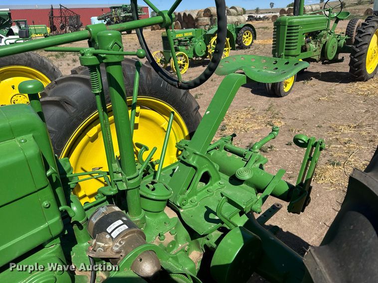 image for item EG6471 1941 John Deere B tractor