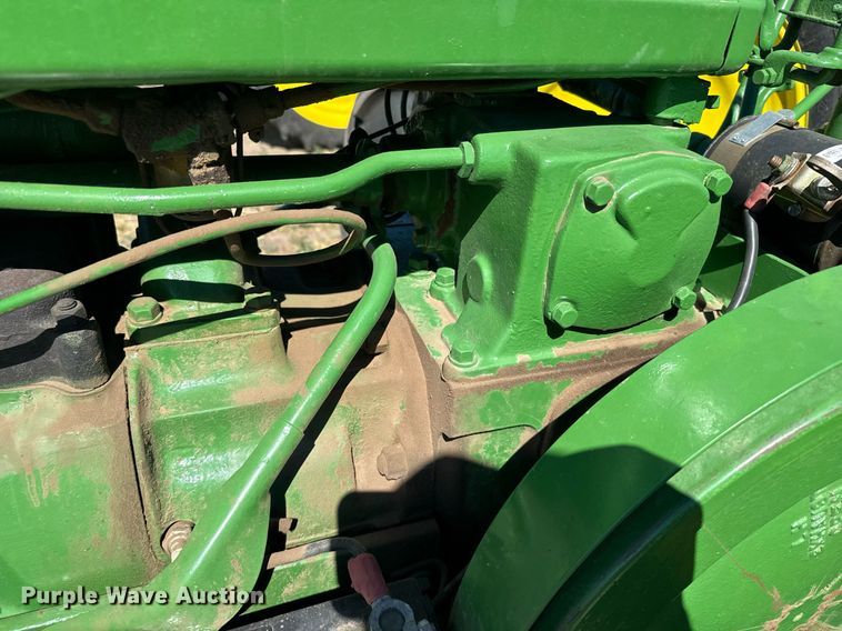 image for item EG6471 1941 John Deere B tractor