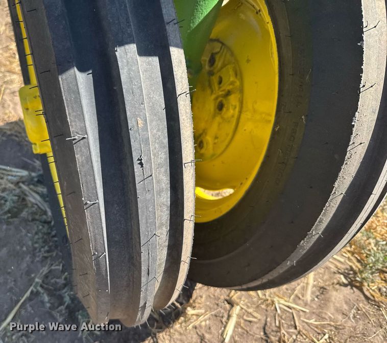 image for item EG6471 1941 John Deere B tractor