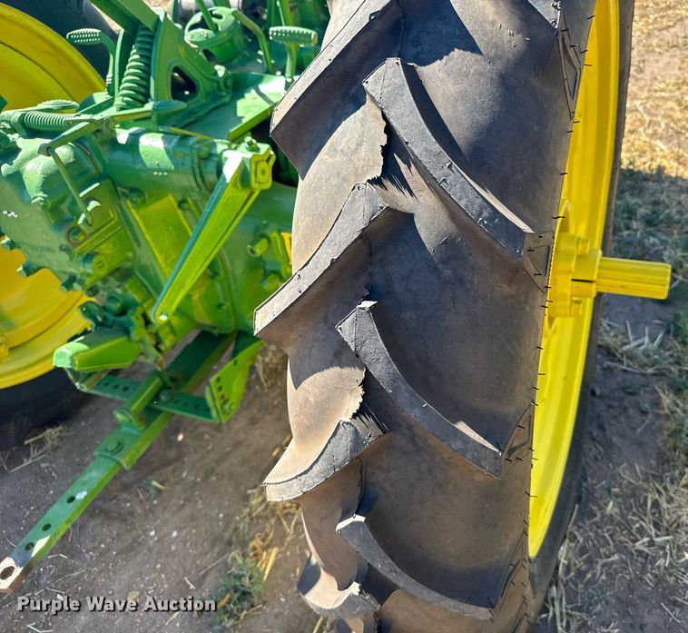 image for item EG6471 1941 John Deere B tractor