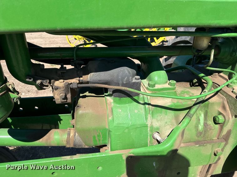 image for item EG6472 1946 John Deere A tractor