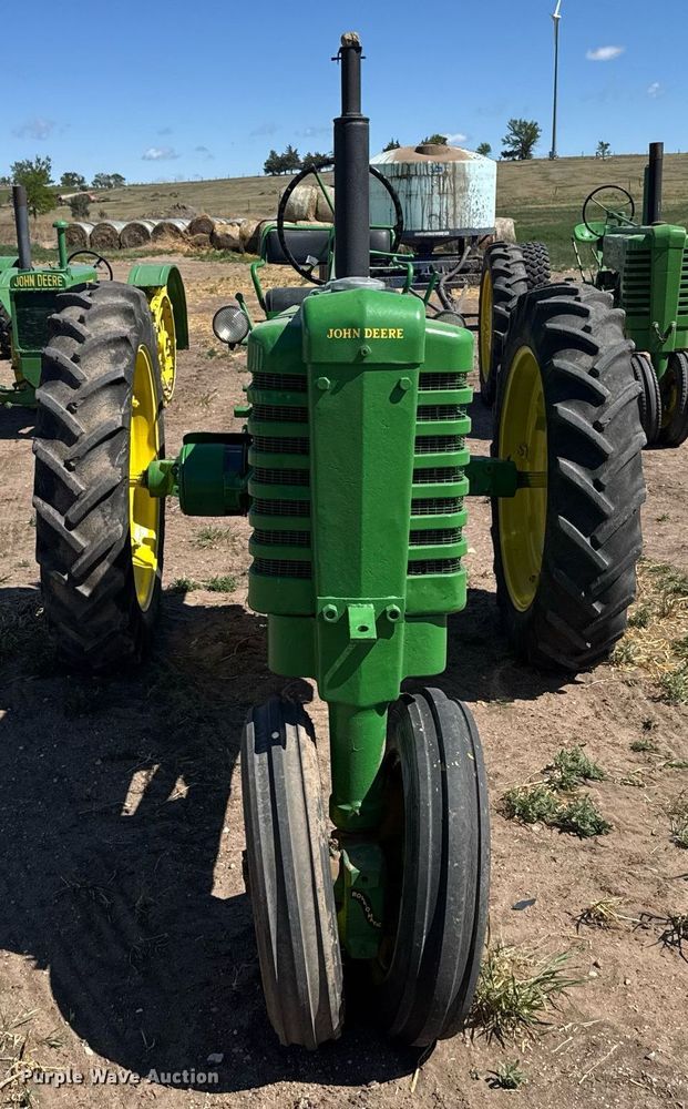 image for item EG6473 1950 John Deere B tractor