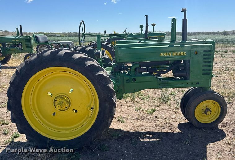image for item EG6473 1950 John Deere B tractor