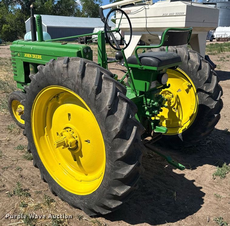 image for item EG6473 1950 John Deere B tractor