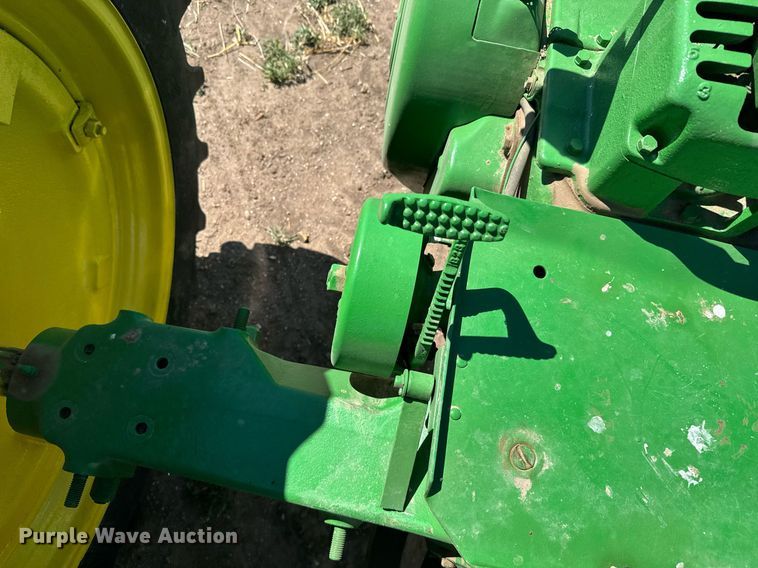 image for item EG6473 1950 John Deere B tractor