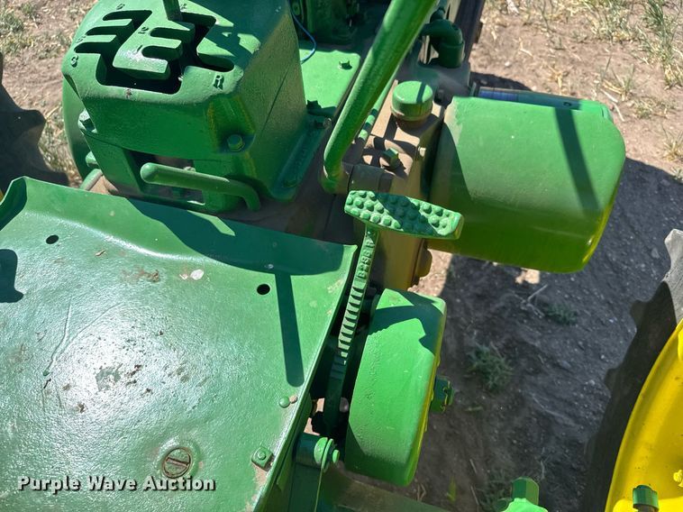 image for item EG6473 1950 John Deere B tractor