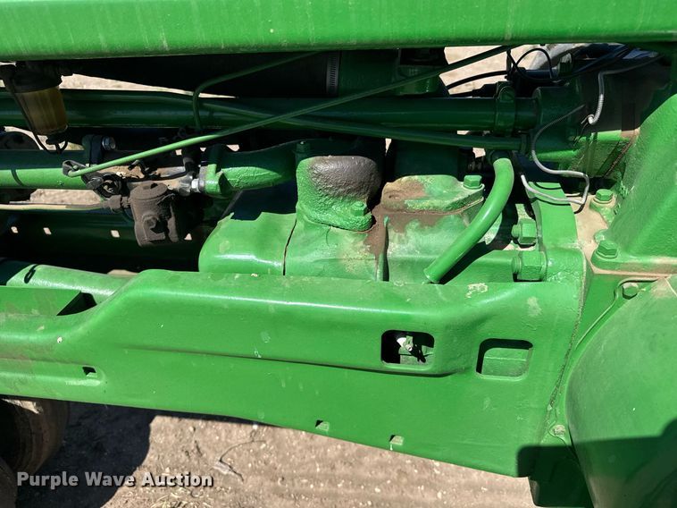image for item EG6473 1950 John Deere B tractor