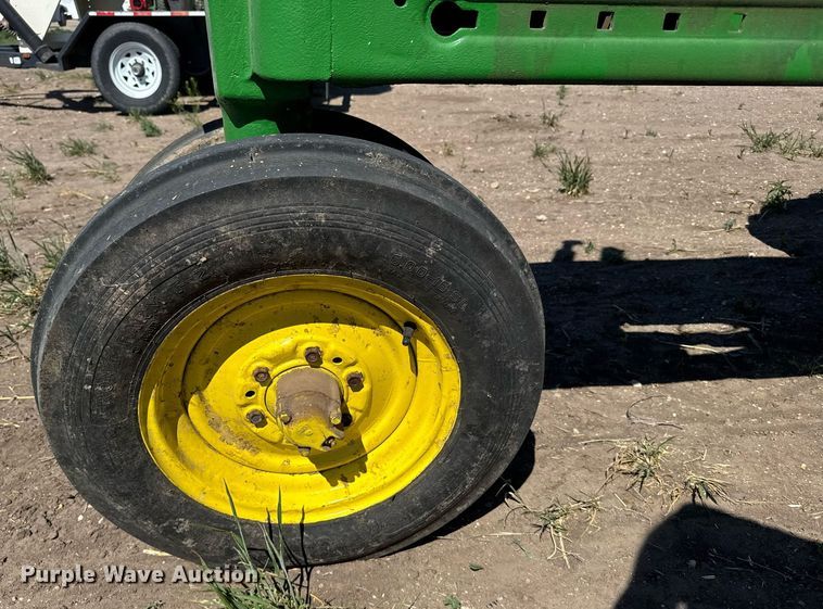 image for item EG6473 1950 John Deere B tractor