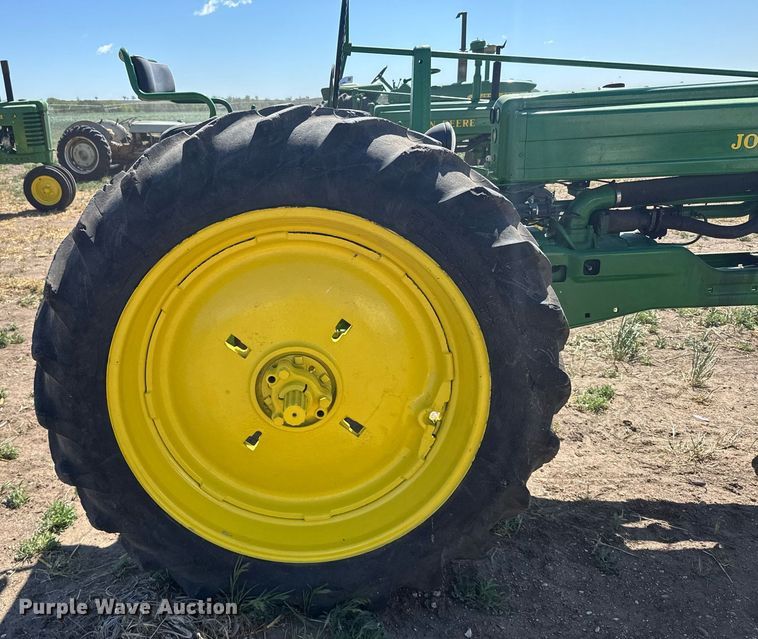 image for item EG6473 1950 John Deere B tractor