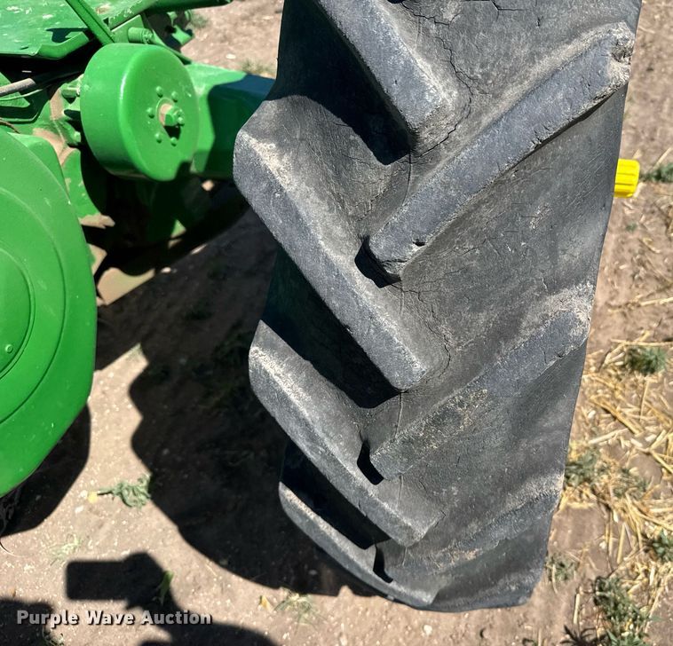 image for item EG6473 1950 John Deere B tractor