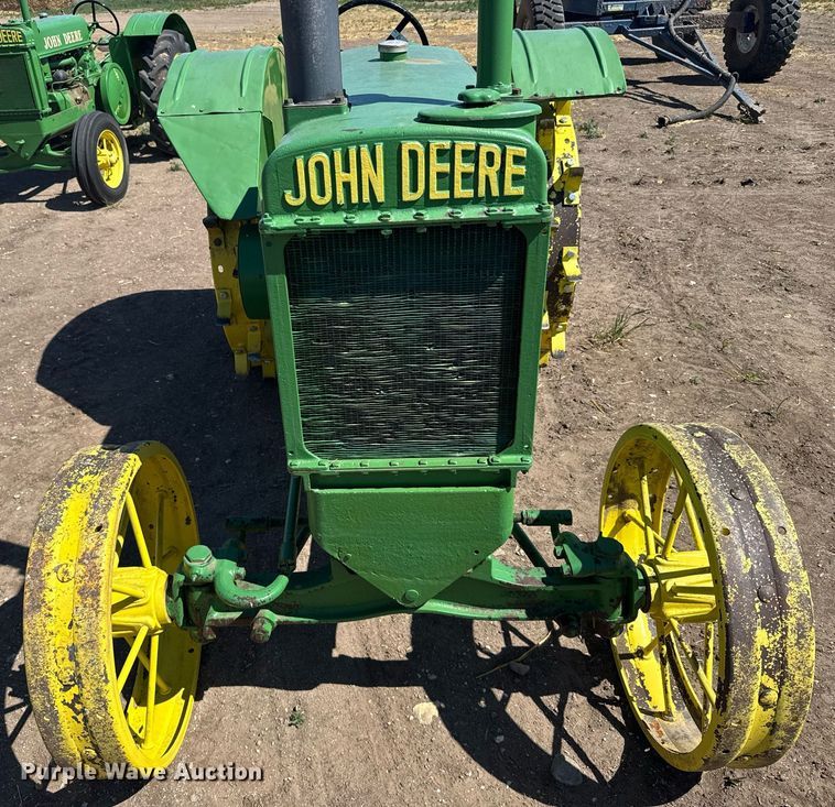 image for item EG6474 1935 John Deere AR tractor