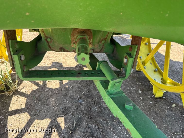 image for item EG6474 1935 John Deere AR tractor