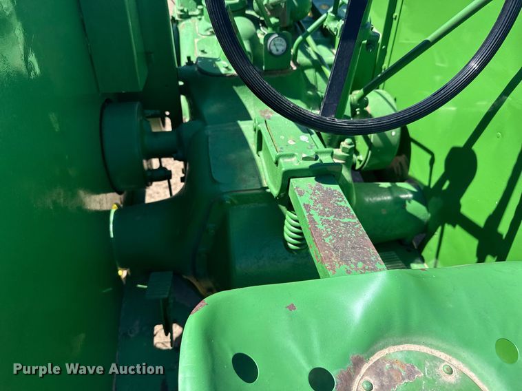 image for item EG6474 1935 John Deere AR tractor