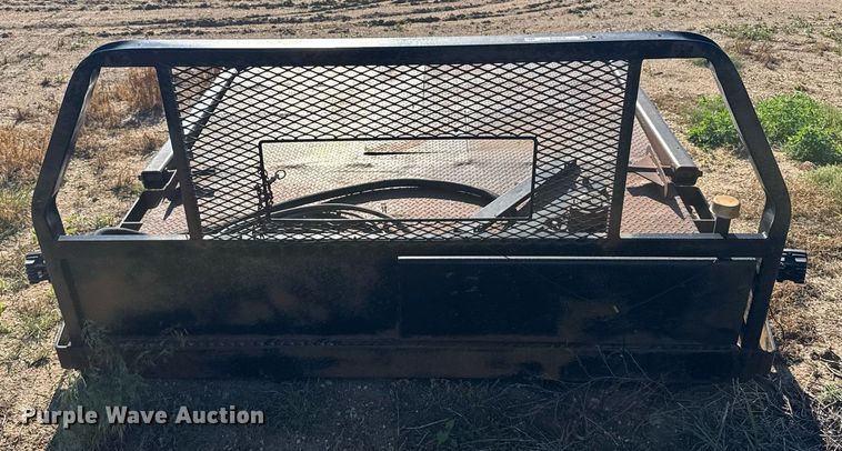 image for item EG6476 HydraBed hydraulic bale bed