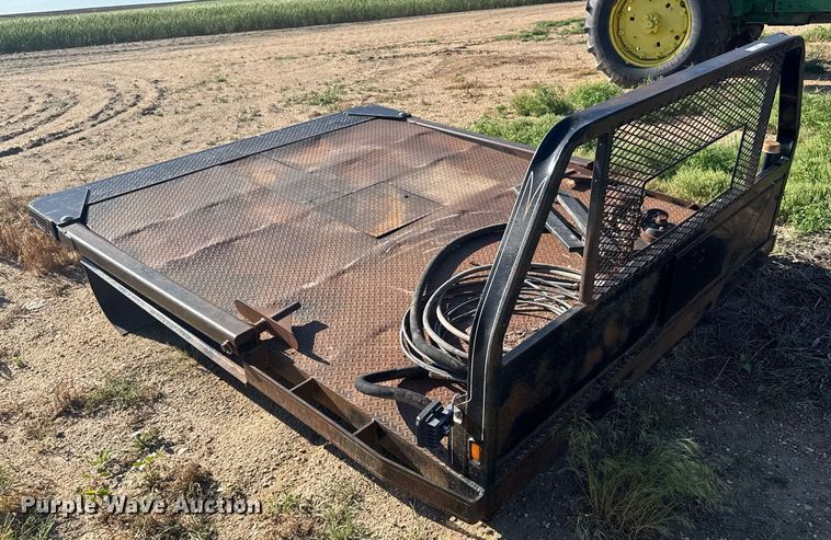 image for item EG6476 HydraBed hydraulic bale bed