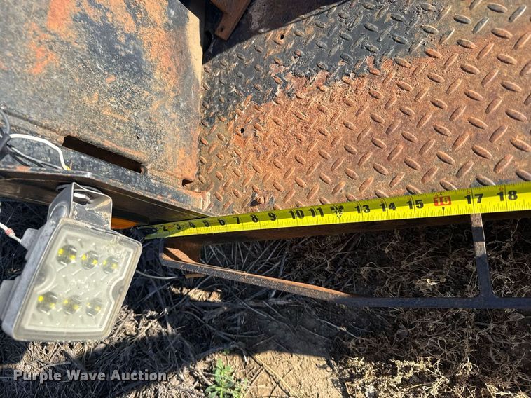 image for item EG6476 HydraBed hydraulic bale bed