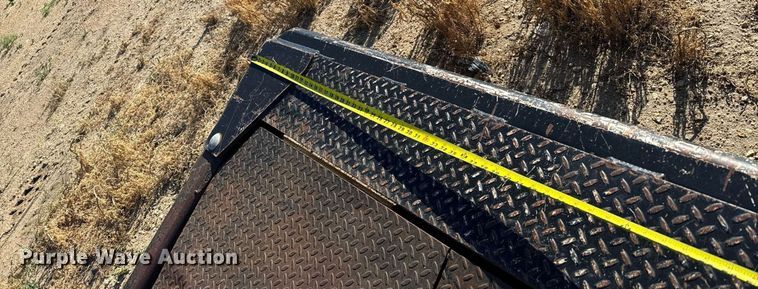 image for item EG6476 HydraBed hydraulic bale bed