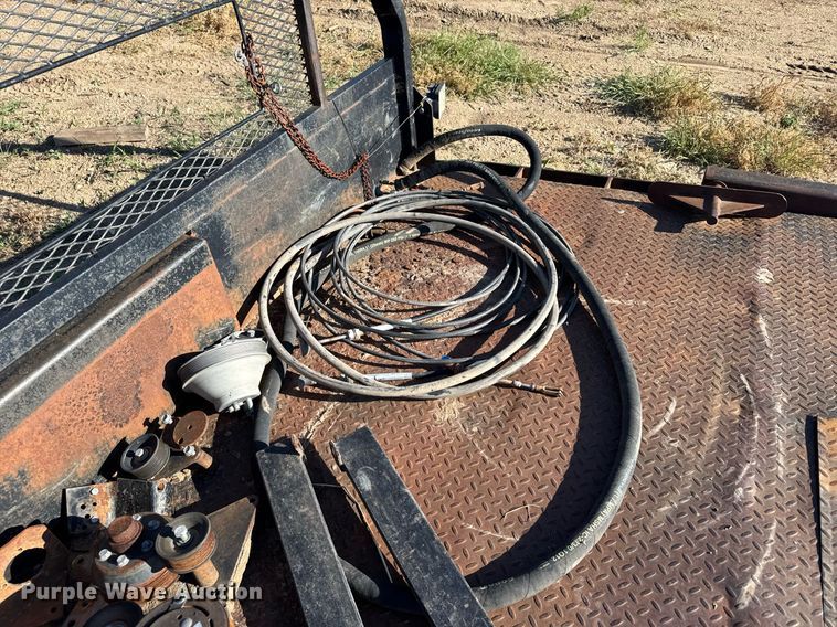 image for item EG6476 HydraBed hydraulic bale bed