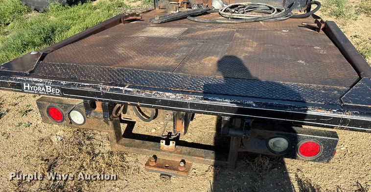 image for item EG6476 HydraBed hydraulic bale bed