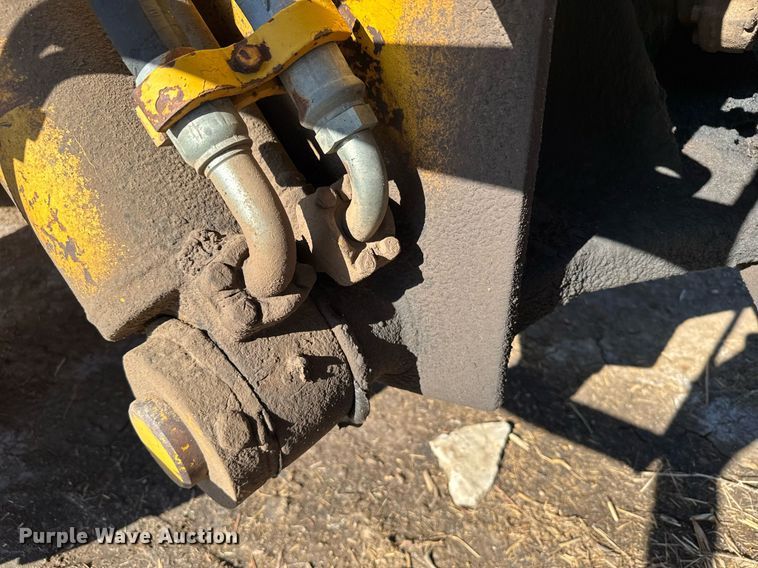 image for item EG6479 International Harvester H65C wheel loader