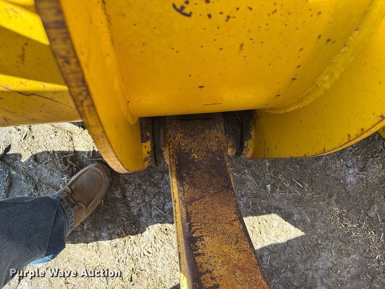 image for item EG6479 International Harvester H65C wheel loader