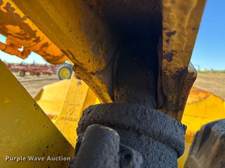 image for item EG6479 International Harvester H65C wheel loader