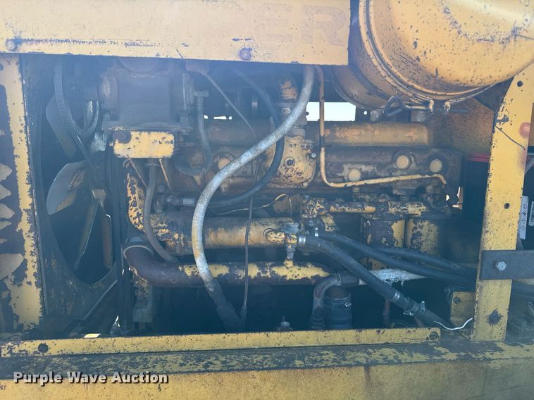 image for item EG6479 International Harvester H65C wheel loader