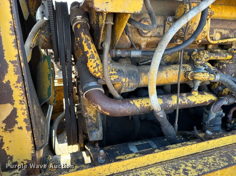 image for item EG6479 International Harvester H65C wheel loader