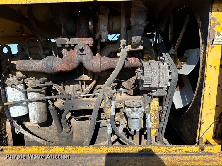 image for item EG6479 International Harvester H65C wheel loader