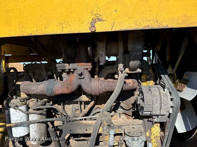 image for item EG6479 International Harvester H65C wheel loader