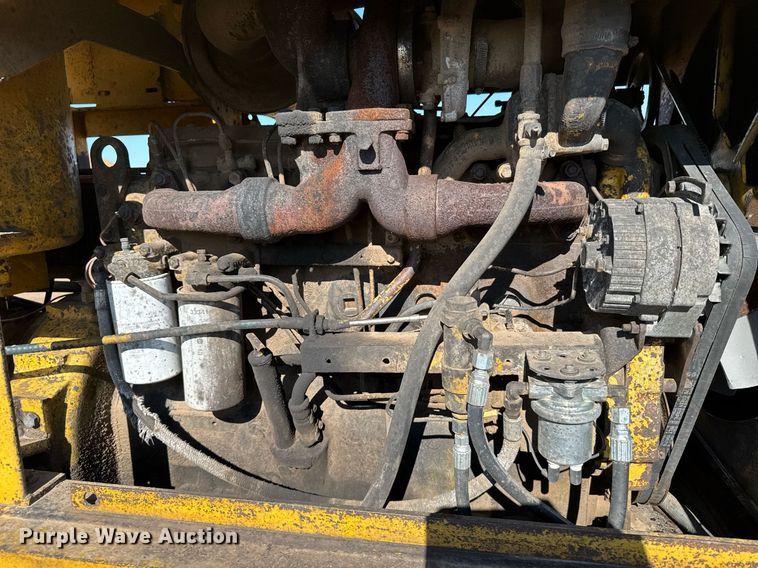 image for item EG6479 International Harvester H65C wheel loader