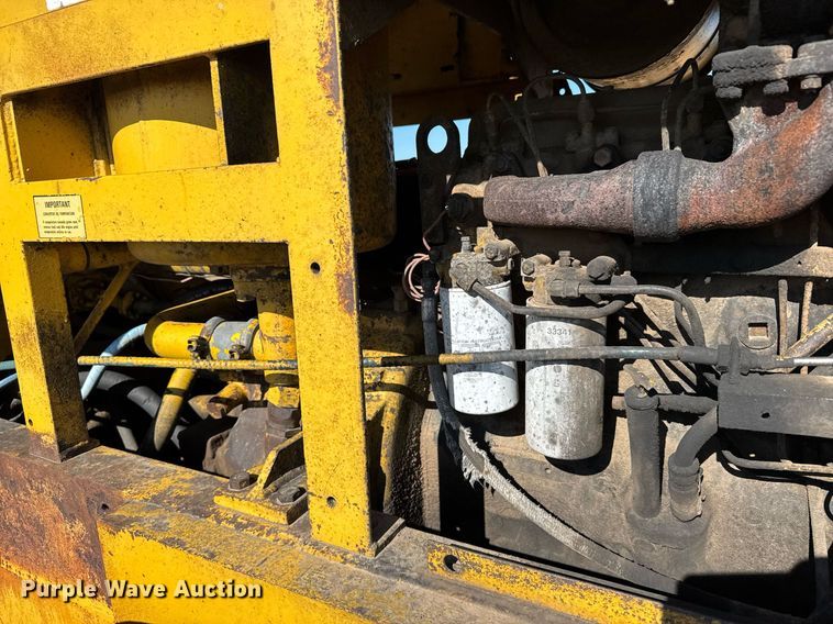 image for item EG6479 International Harvester H65C wheel loader