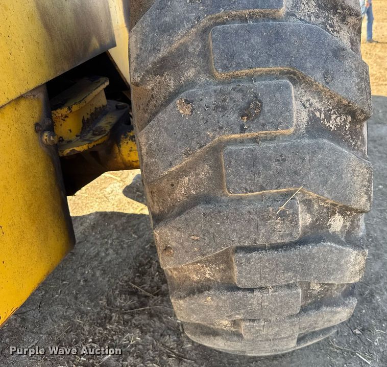 image for item EG6479 International Harvester H65C wheel loader