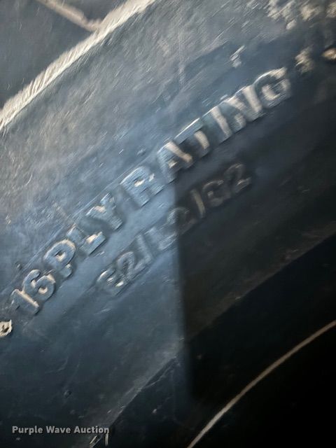 image for item EG6479 International Harvester H65C wheel loader