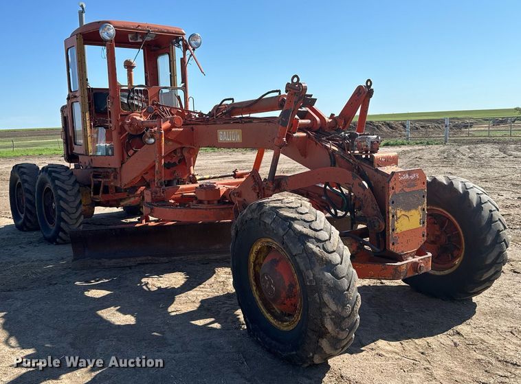 image for item EG6480 1963 Galion 104G motor grader