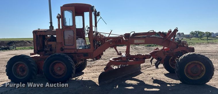 image for item EG6480 1963 Galion 104G motor grader