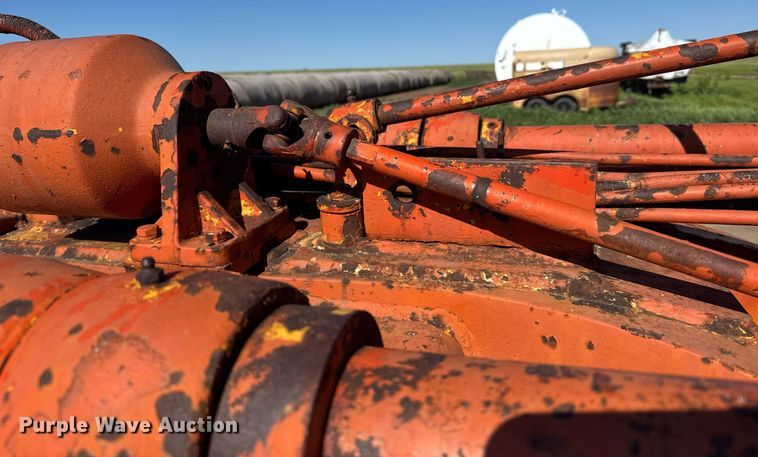 image for item EG6480 1963 Galion 104G motor grader