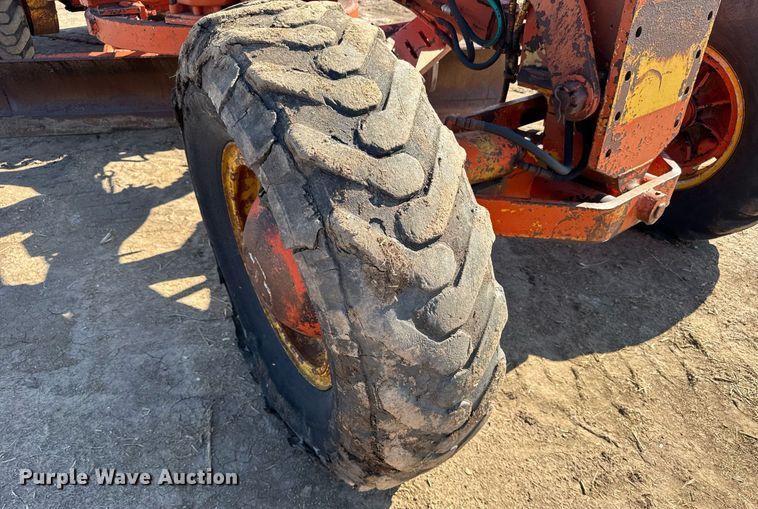 image for item EG6480 1963 Galion 104G motor grader