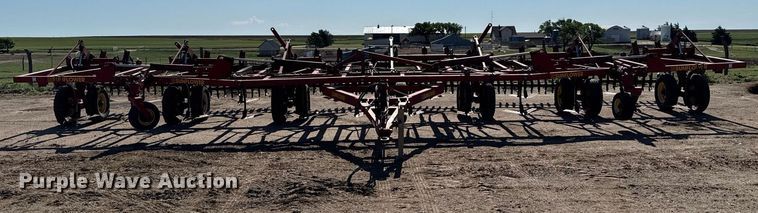 image for item EG6481 Sunflower 3060-42 Fallow-King sweep plow
