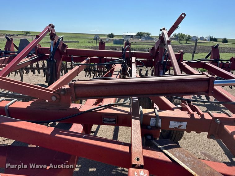 image for item EG6481 Sunflower 3060-42 Fallow-King sweep plow