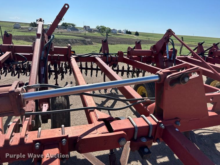 image for item EG6481 Sunflower 3060-42 Fallow-King sweep plow