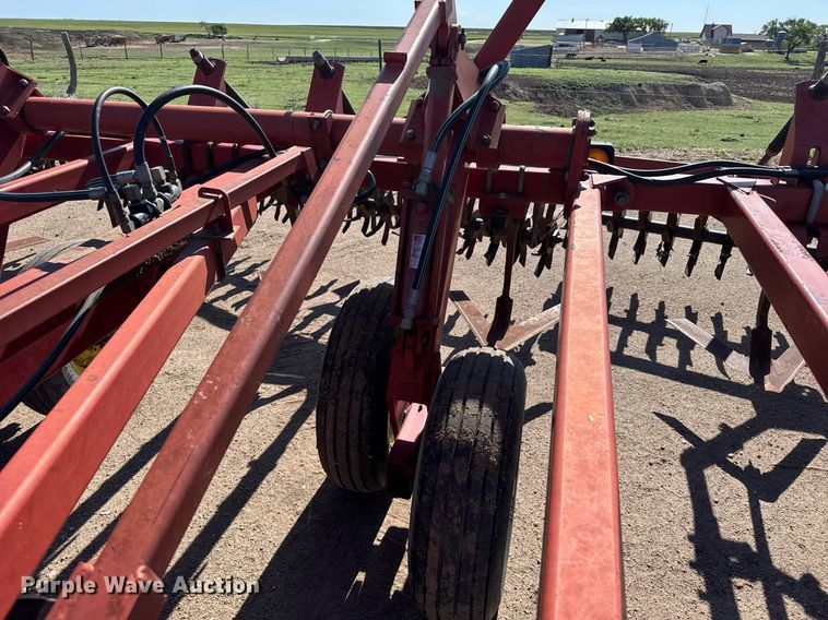 image for item EG6481 Sunflower 3060-42 Fallow-King sweep plow