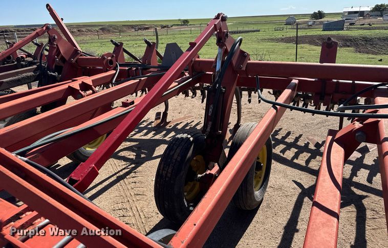 image for item EG6481 Sunflower 3060-42 Fallow-King sweep plow