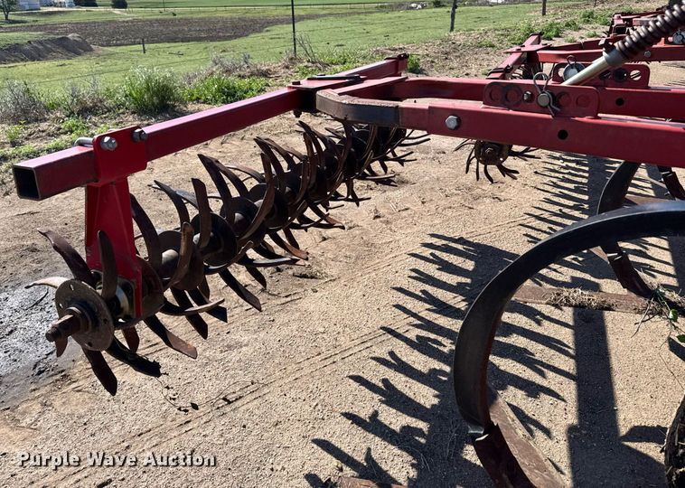 image for item EG6481 Sunflower 3060-42 Fallow-King sweep plow