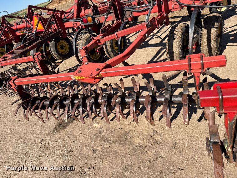 image for item EG6481 Sunflower 3060-42 Fallow-King sweep plow