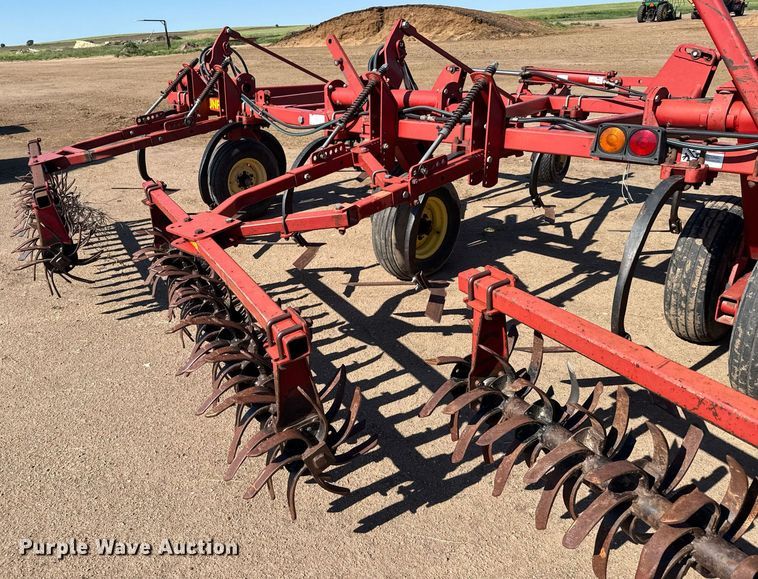 image for item EG6481 Sunflower 3060-42 Fallow-King sweep plow