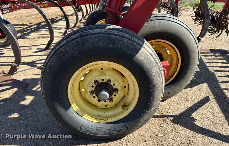 image for item EG6481 Sunflower 3060-42 Fallow-King sweep plow